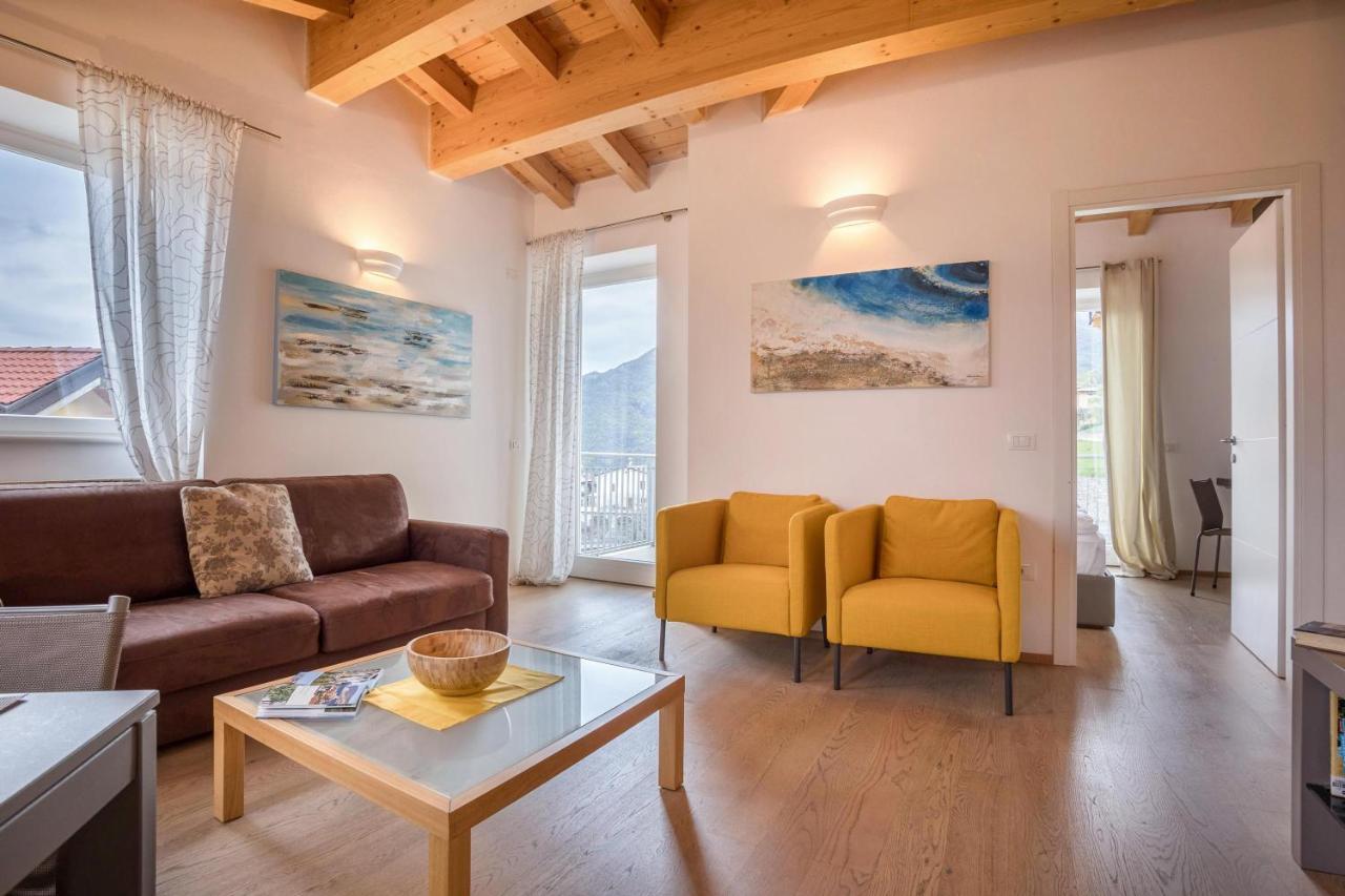 Residence La Villa Cuore Тиняле Екстериор снимка
